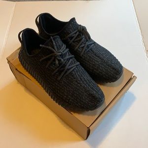 Yeezy 350 V1 "Pirate Black"